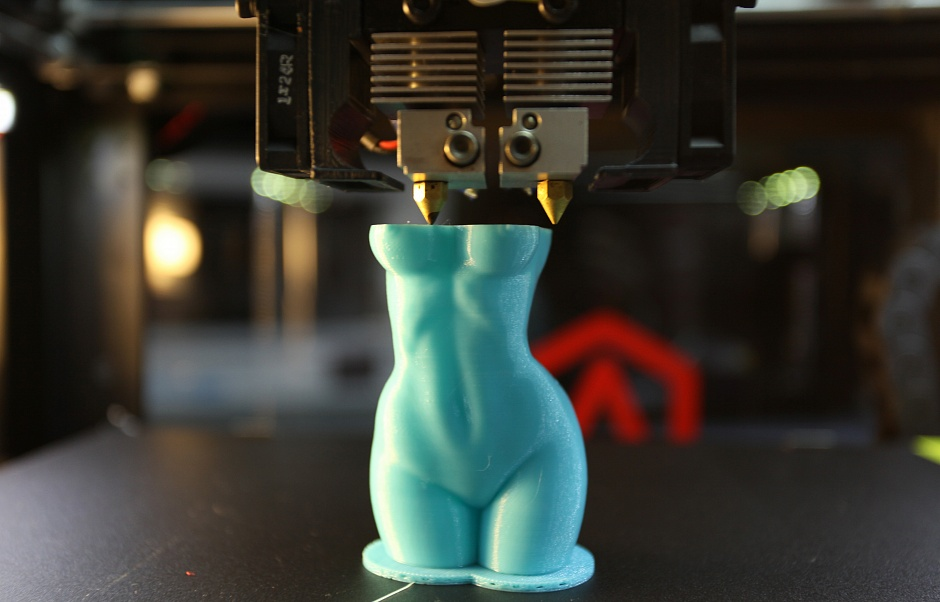 Обзор 3D принтеров Raise3D