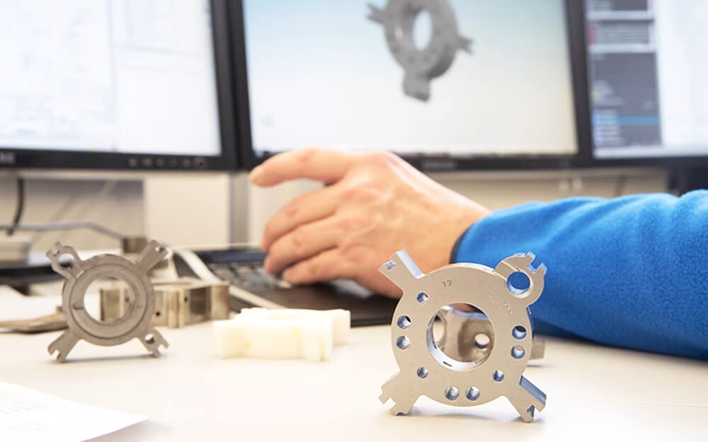 Metal-3D-printing-Source-GKN-Additive.jpg